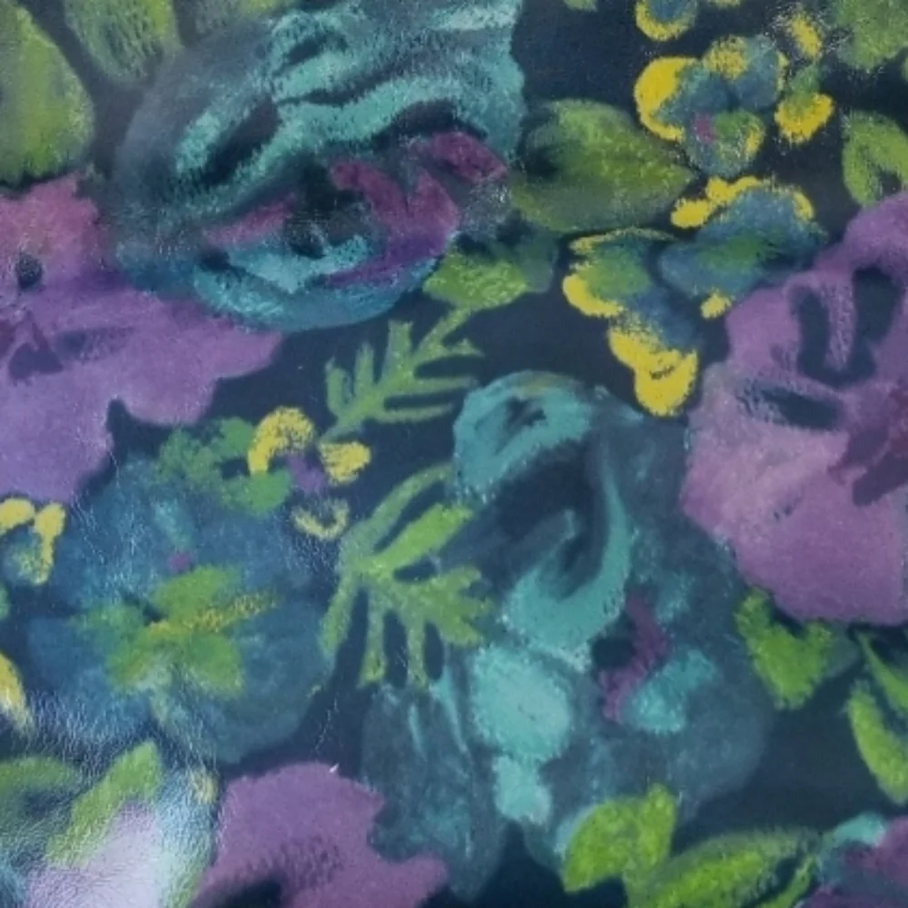 PATRICIA NASH Valerie Leather Fold Over Wristlet Deep Blue Nature Floral P715420